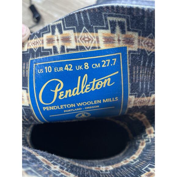 Pendleton Men’s Rain Boots Size 10 US – Black Rubber Embossed Tribal Pattern - Picture 5 of 15